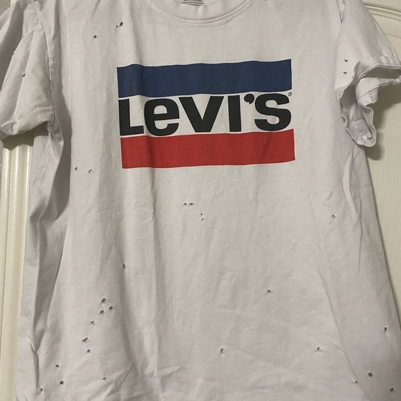 Levi's Tops - LEVI’S small distressed tee